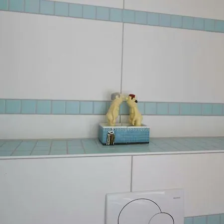 Huus Ton Witten Barg